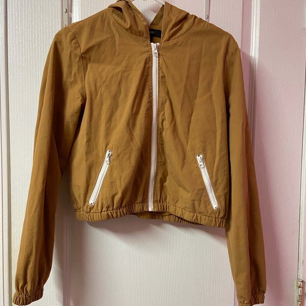 Tan/ camel windbreaker